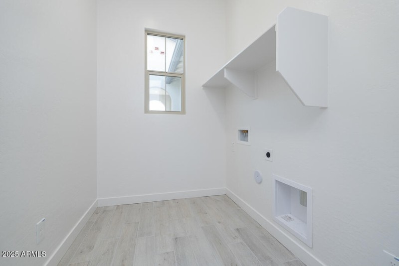 Tri Pointe Whispering Hills 81 - Laundry