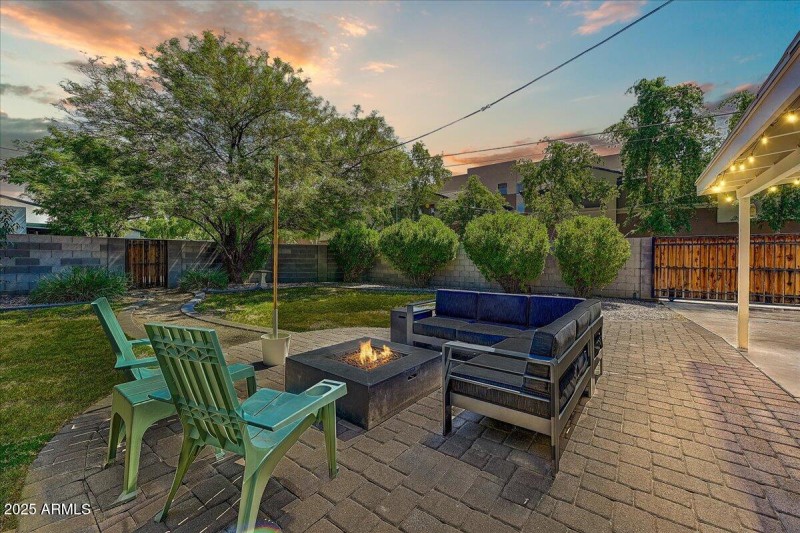30-Patio Twilight
