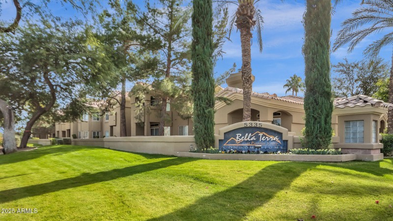 1-web-or-mls-5335-e-shea-blvd-1094