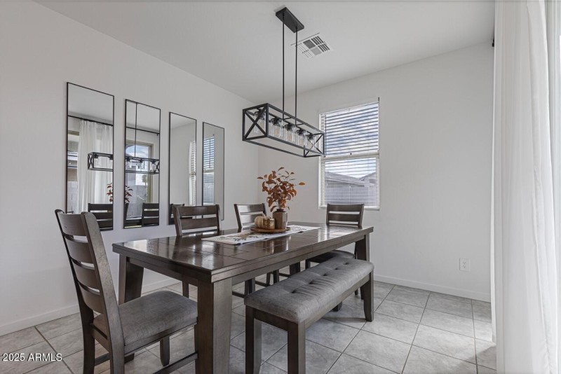 21 Dinning Room