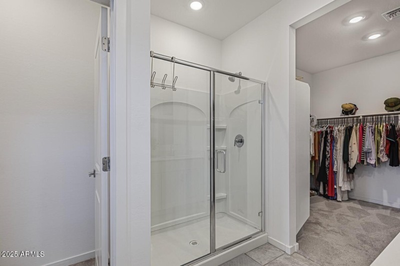30 Master Bathroom