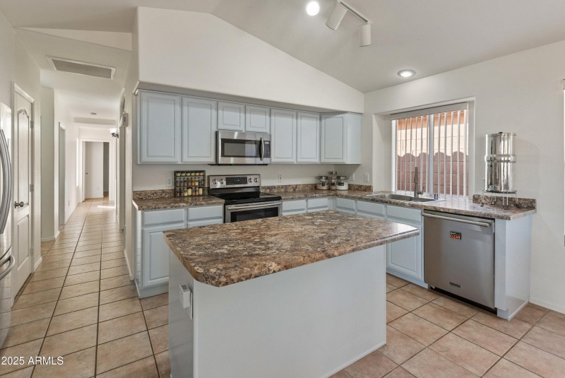 20967 N 96th Ln-25