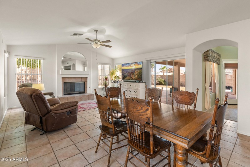 20967 N 96th Ln-31