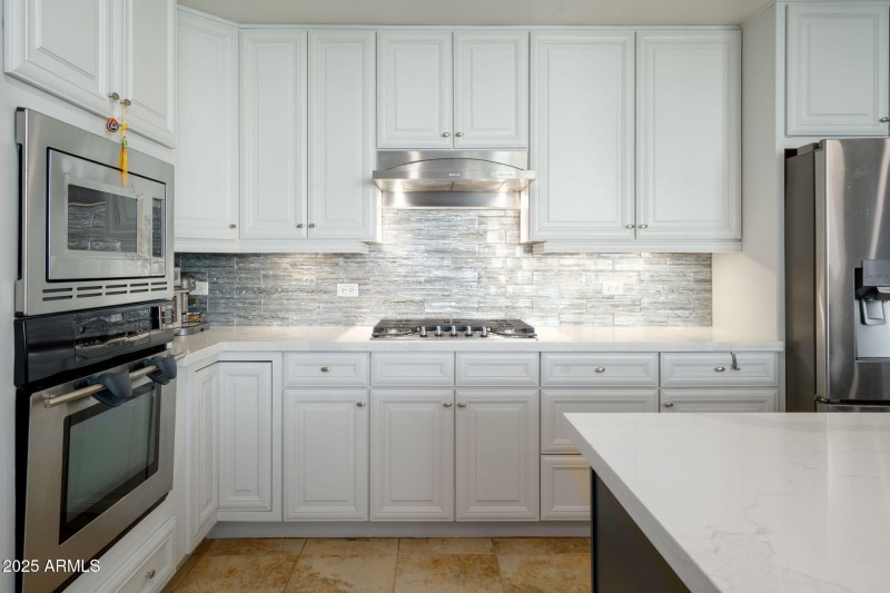 Kitchen - Double oven