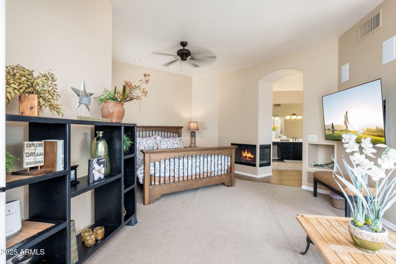 17047 E Dixileta Dr - 32