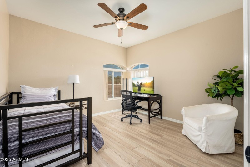 17047 E Dixileta Dr - 46