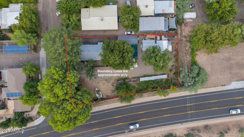 Aerial_Birds eye Boundary Lines