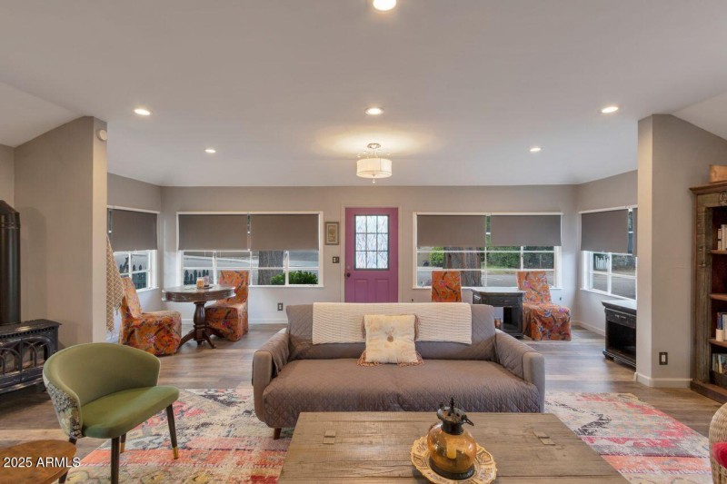 Bungalow_Open Floorplan