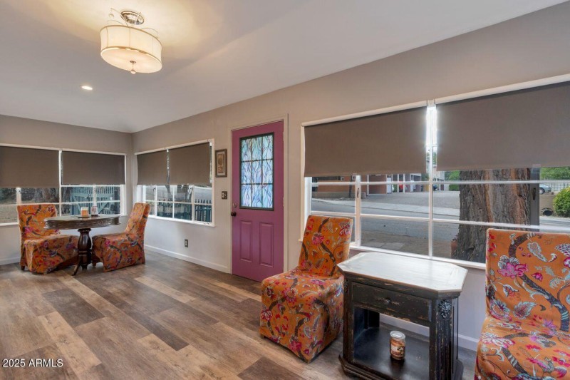 Bungalow front entry