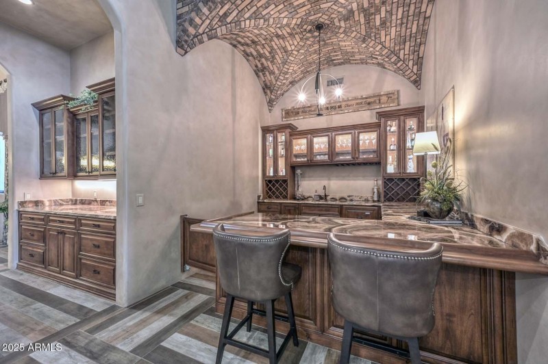 Bar-Butlers Pantry