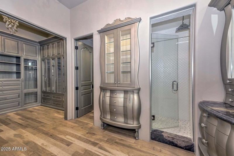 Jr Master Bath
