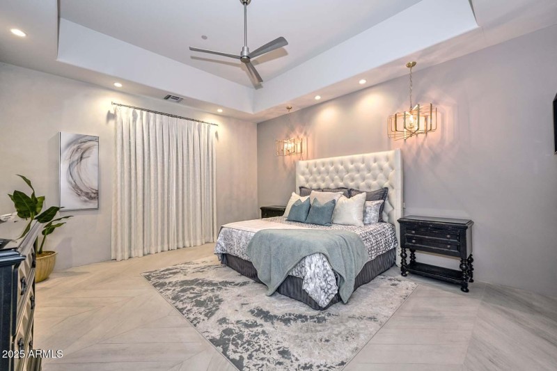 Junior Master Suite