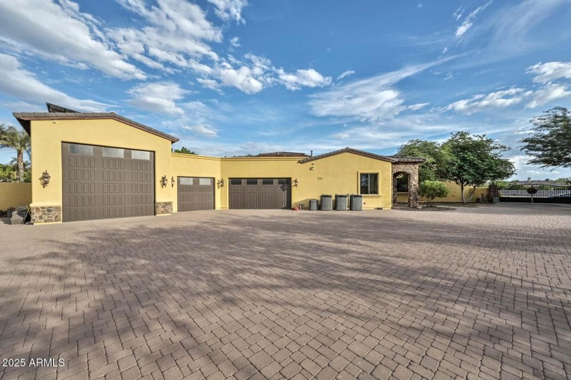 Side Garages