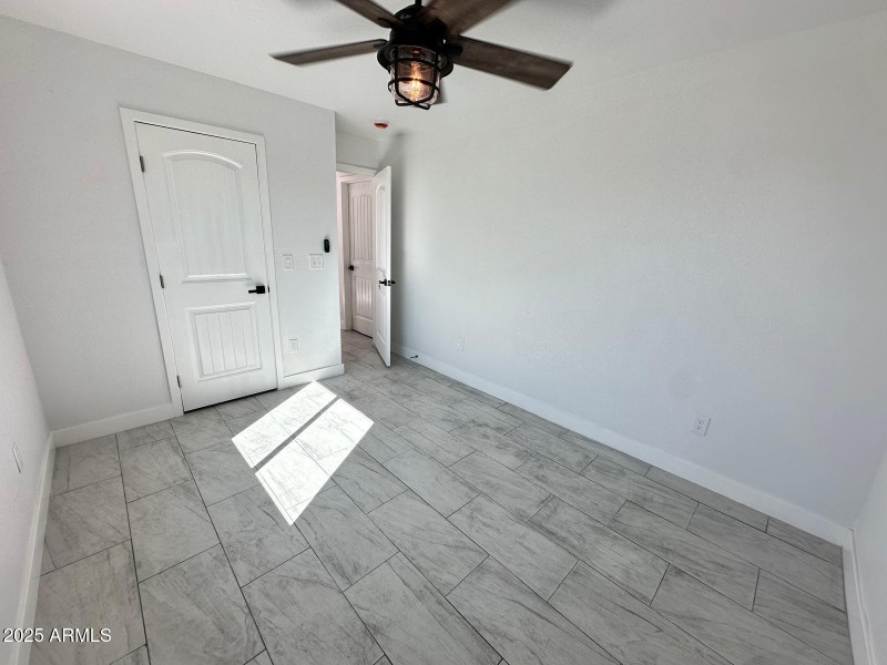 b9873de3-5ab6-4be3-8866-1fc969b4b718