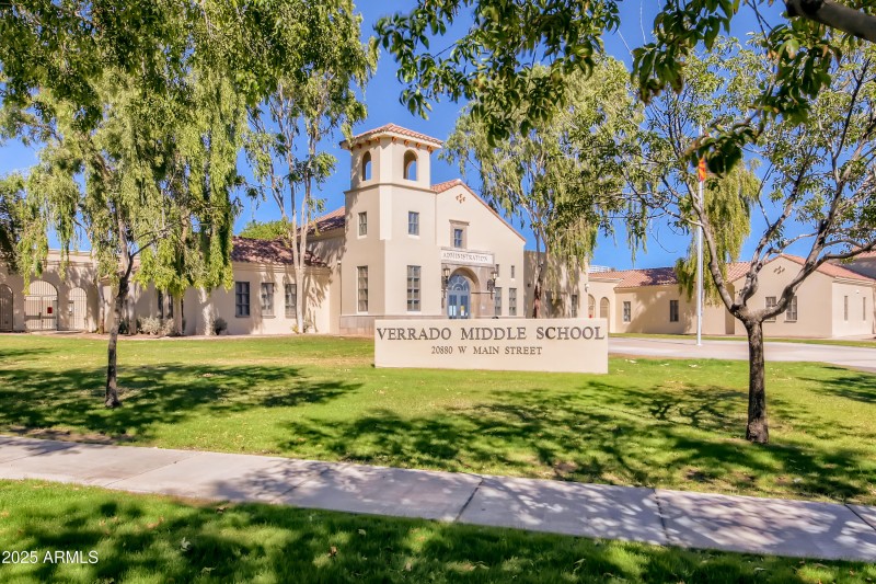 37 School