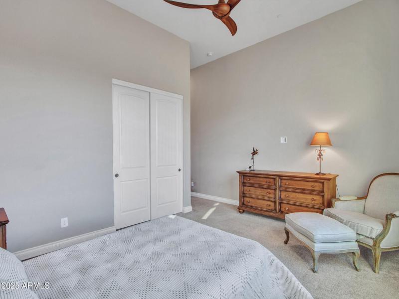 12-Bedroom-suite-(4)