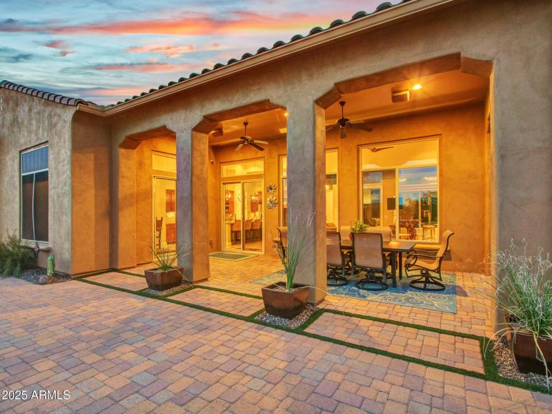 20-Eve_Covered-Patio-(5)