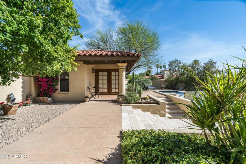 Seperate Entrance Guest Casita