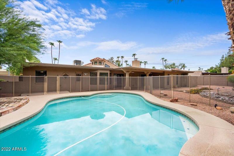 Full Pool Service Included