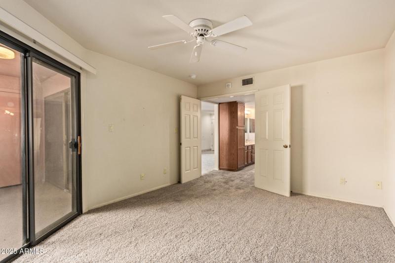 14 - Paradise Village