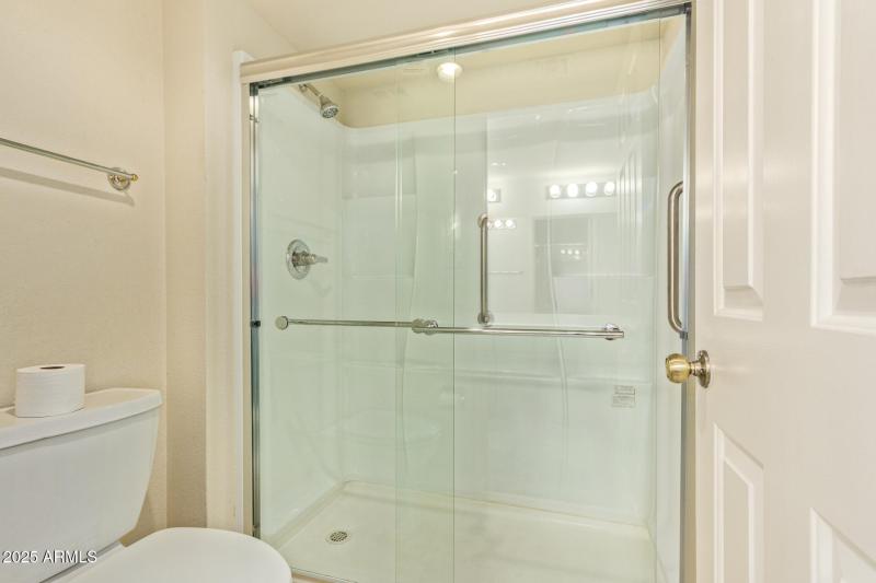 17 - Paradise Village