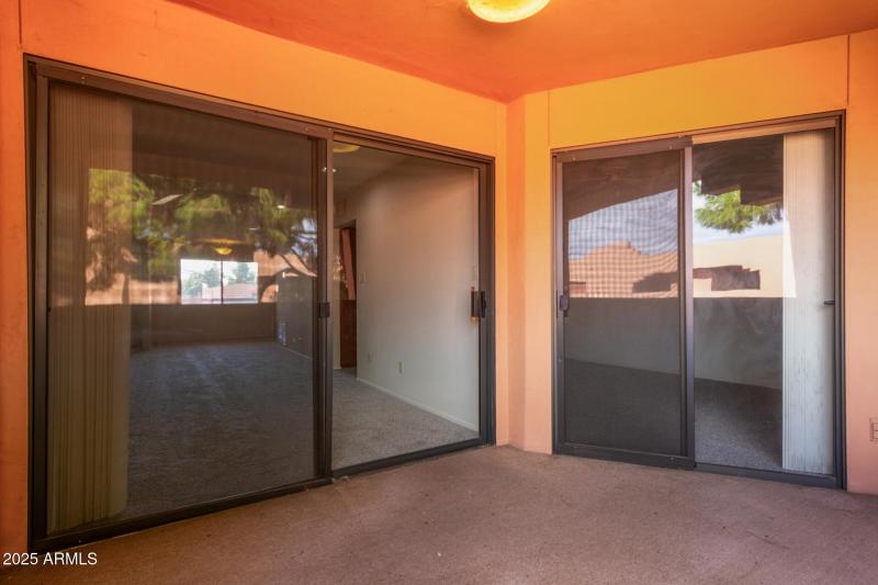 18 - Paradise Village