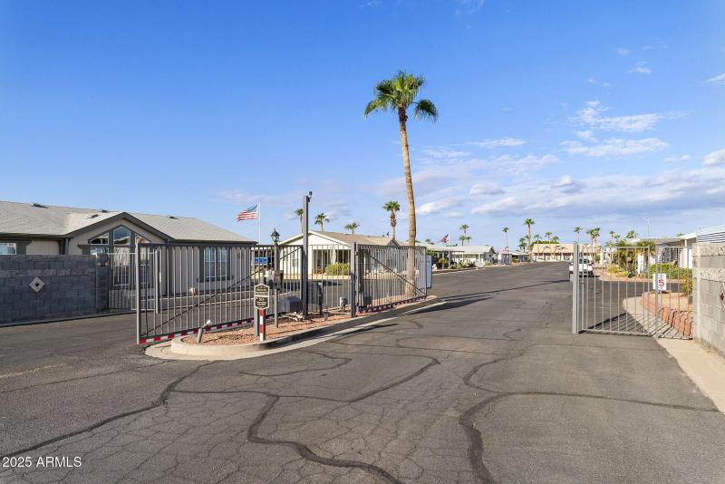 2-web-or-mls-DLB_5428