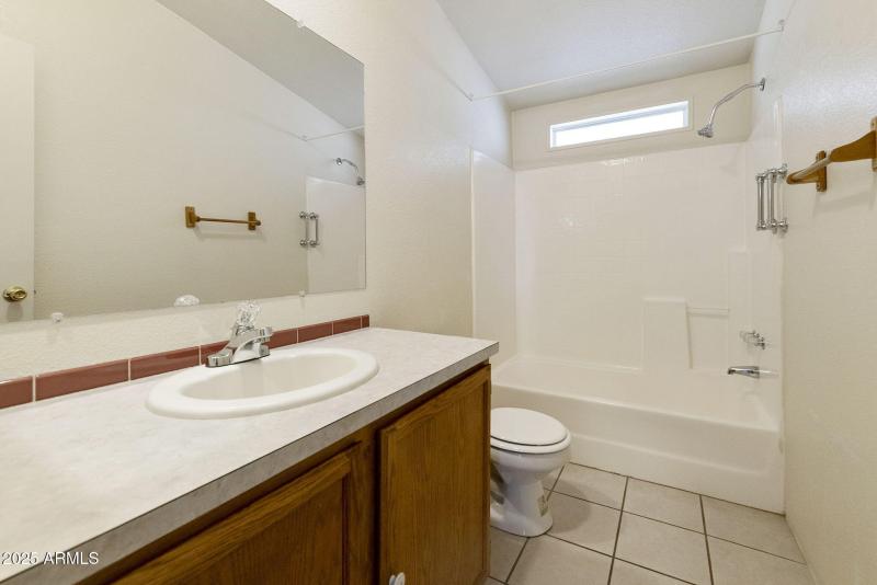 32-web-or-mls-DLB_5461