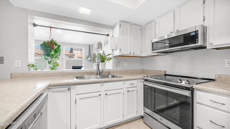 Kitchen 3