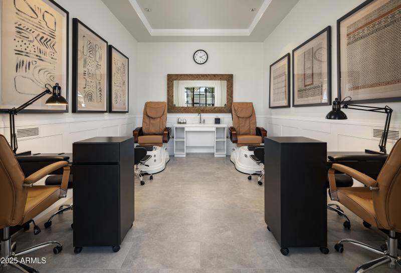 Sterling Grove_Clubhouse_Salon_2528_conv