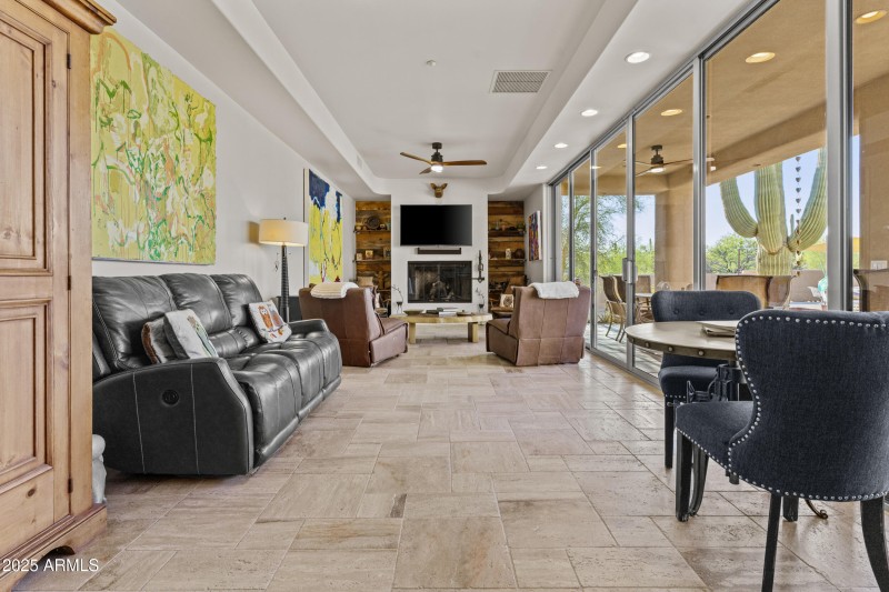 Living/Dining/Entertaining