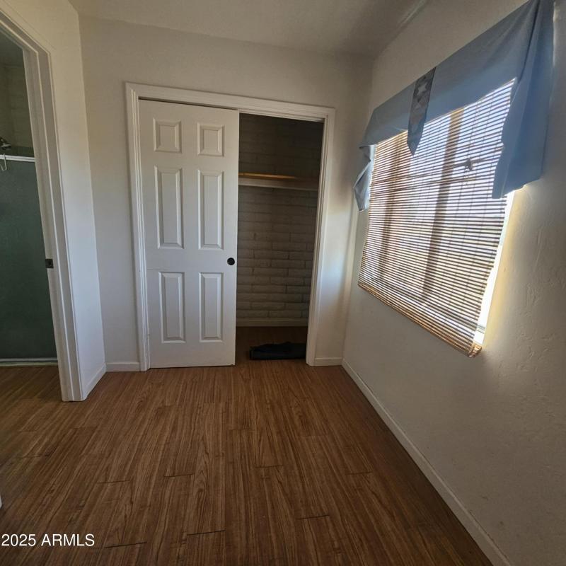 60e03f08-2135-445b-8767-76b921d0f3e9