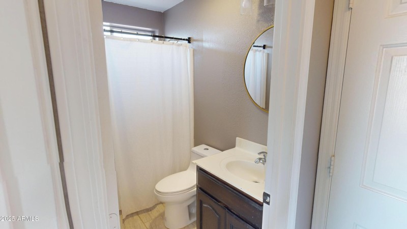 5650-W-Greenbrier-Dr-09232025_092415