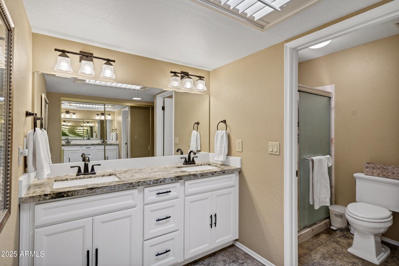 Owner's Suite Bathroom