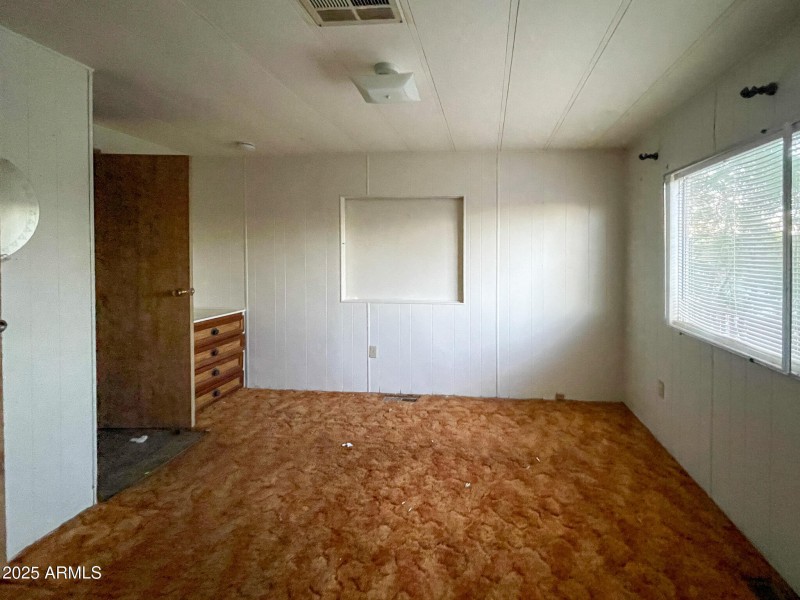 Second master bedroom