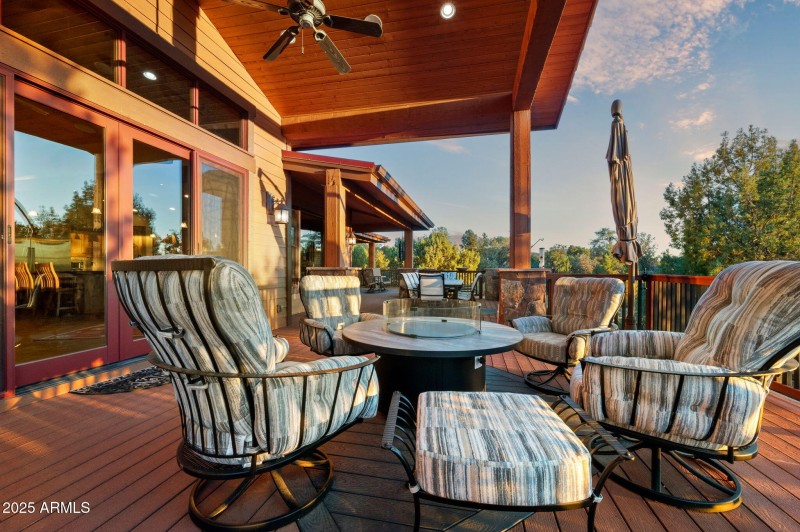 47-Back Deck (6)