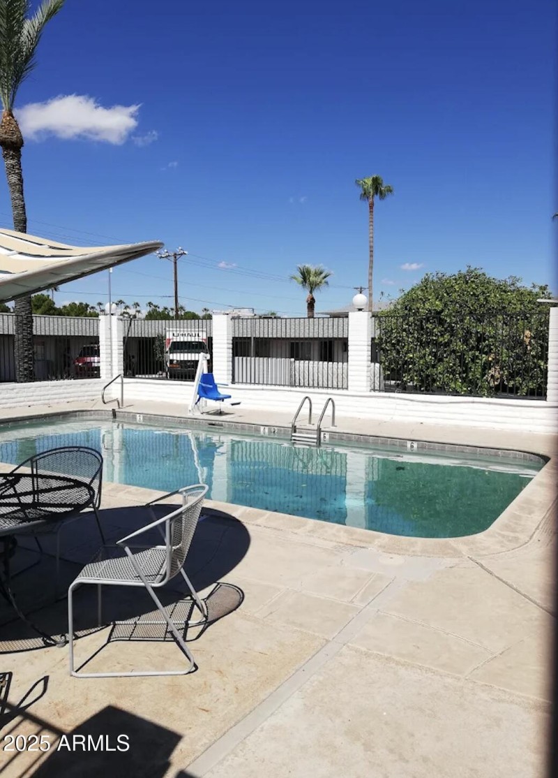 Pic 4 Pool looking North