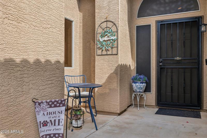 4-web-or-mls-15084-w-polk-st