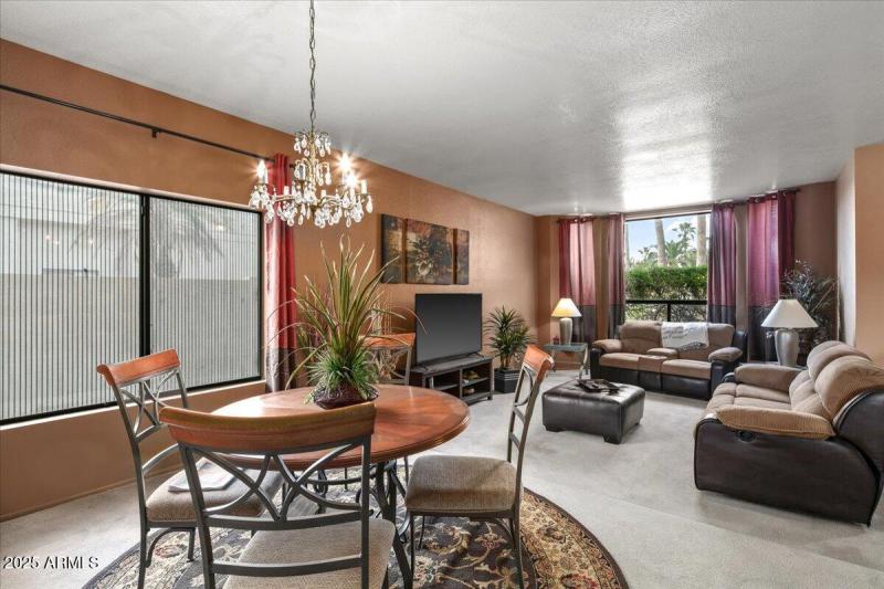 12-Dining Room