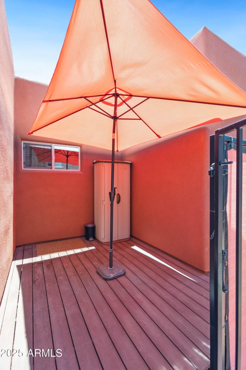 024_Side Yard