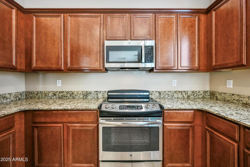 9-1367SCCD1104-ocupix