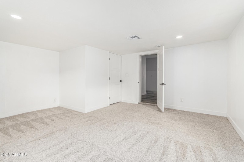 21 Polk