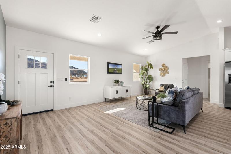 16627 N SLATE Lane, Maricopa, AZ