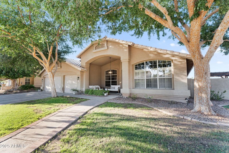 7-web-or-mls-Stacey-1