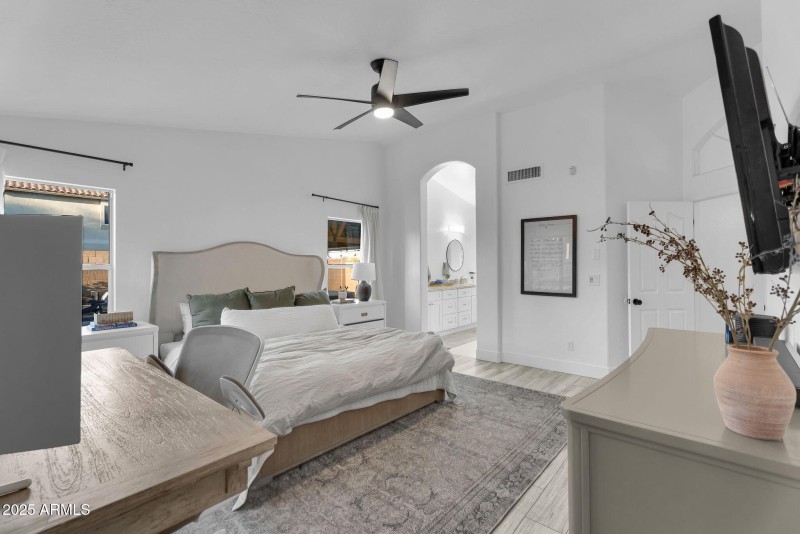 34-web-or-mls-Stacey-31