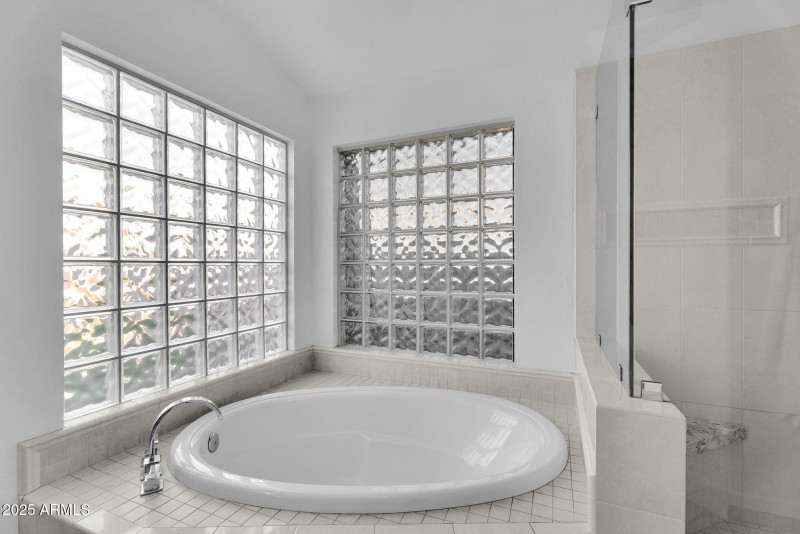 37-web-or-mls-Stacey-34