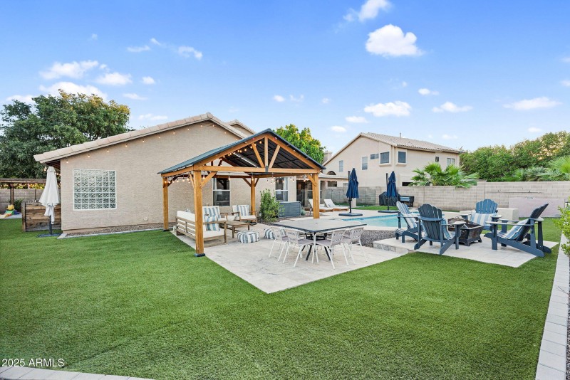 55-web-or-mls-Stacey-59