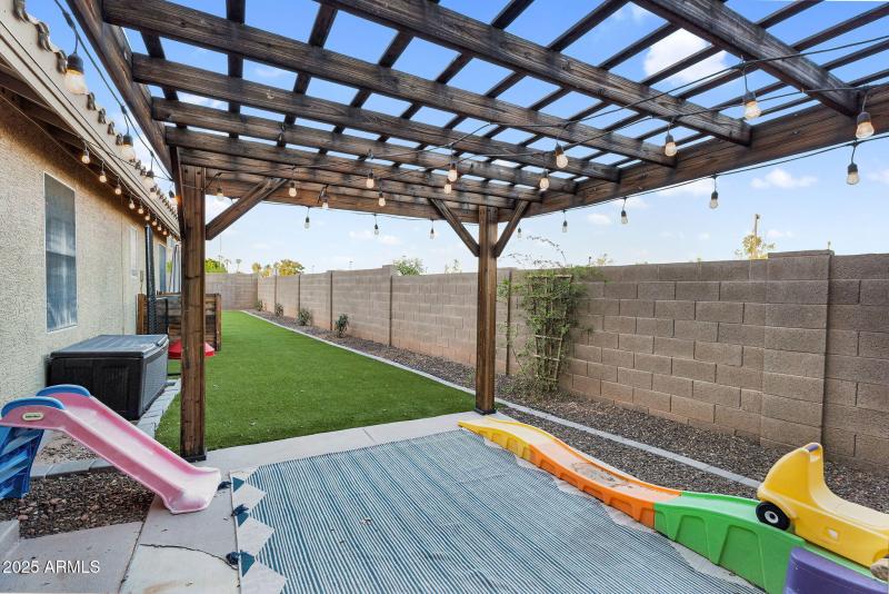 64-web-or-mls-Stacey-61