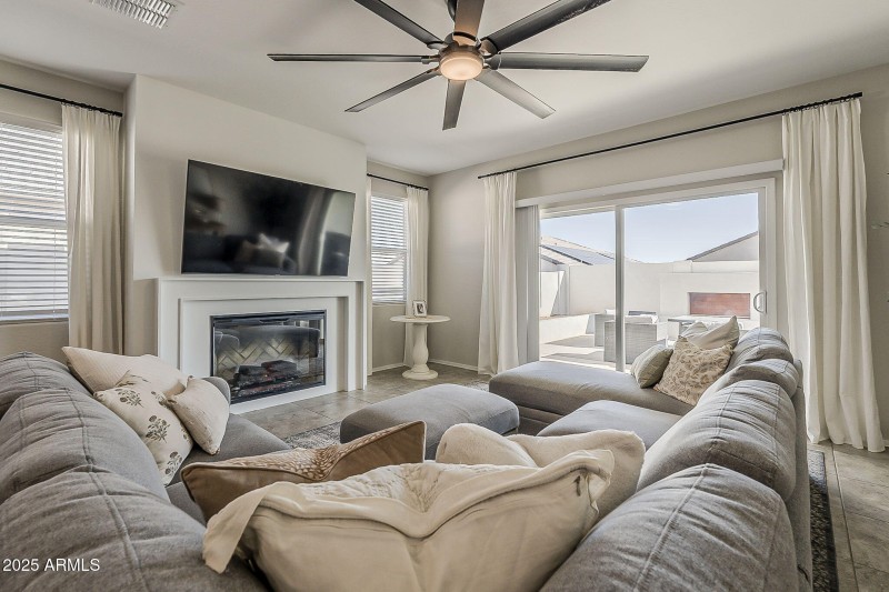 Gas Fireplace