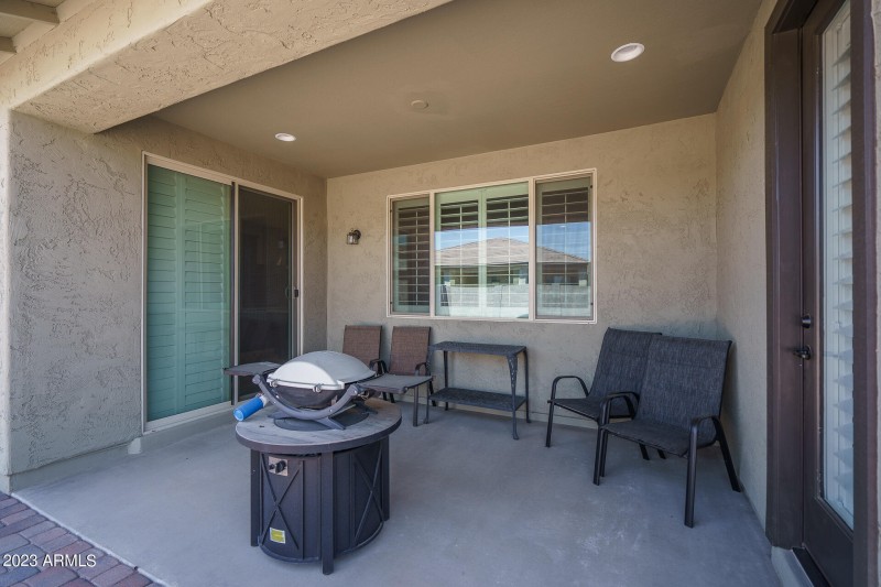 27) BACK PATIO